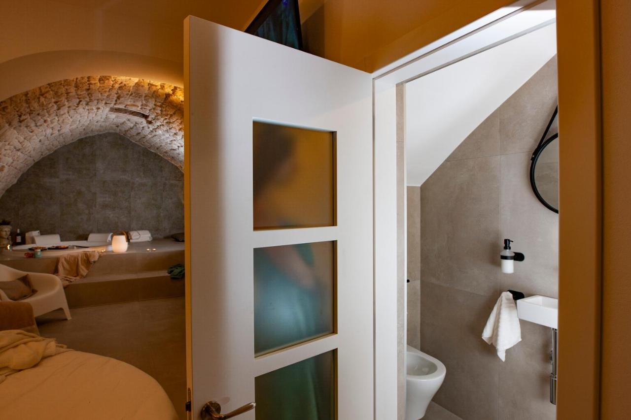 Je T'Aime Luxury Suite And Relax Conversano Ngoại thất bức ảnh